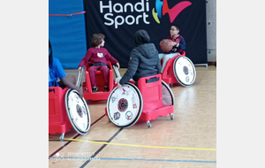 HANDI TOUR, les jeunes judokas se sont essayés au sport adapté