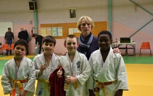 Poussins Poussines Louviers