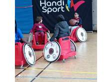 HANDI TOUR, les jeunes judokas se sont essayés au sport adapté