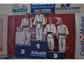 Podium du tournoi d'Alençons : Carolane en argent