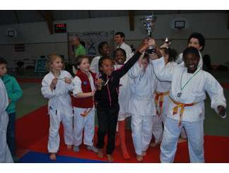 Tournoi mini-poussins / poussins : Lyre
Samedi 1er février
ALM Judo se classe premier sur un ensemble de 15 clubs : bravo les jeunes champions...